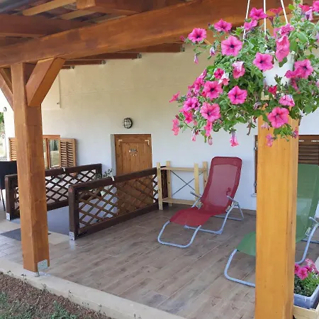 Daire Garden Monsena *